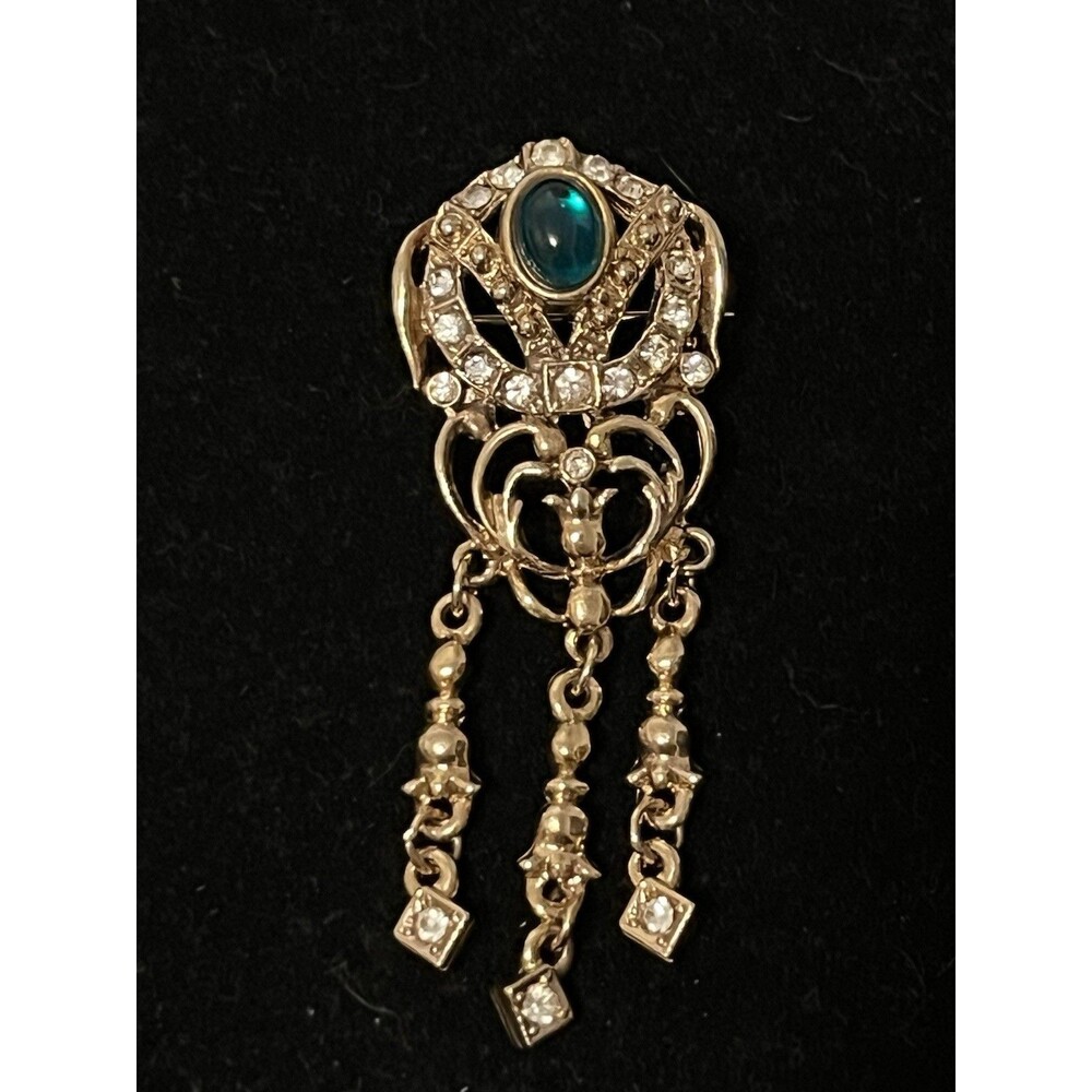 Renaissance Revival style brooch